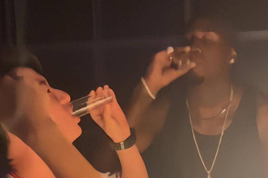 午夜在线观看网站